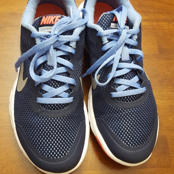 Nike Other - NIKE 5Y